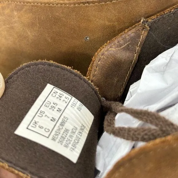 Clark’s Brown Nubuck Leather Chu￼kka Boots Men’s Size 7
