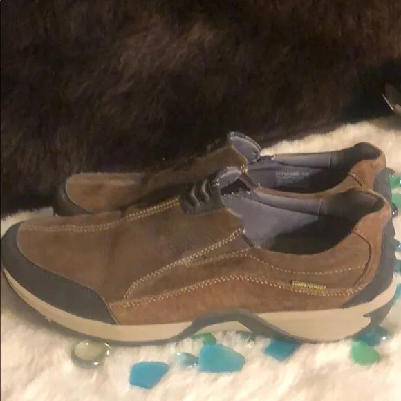 Clarks shoes 10.5 (3213)