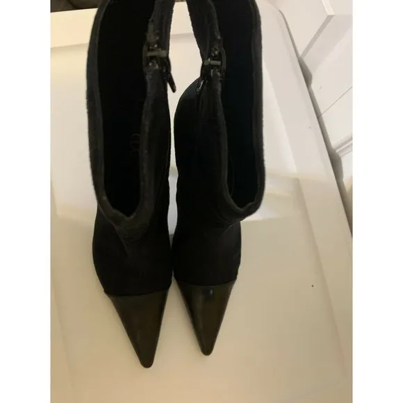 Classique Women’s Sz 9M‎ Black Boots 4in Heels