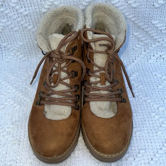 Cliffs by white mountain boots women’s size 9.5M