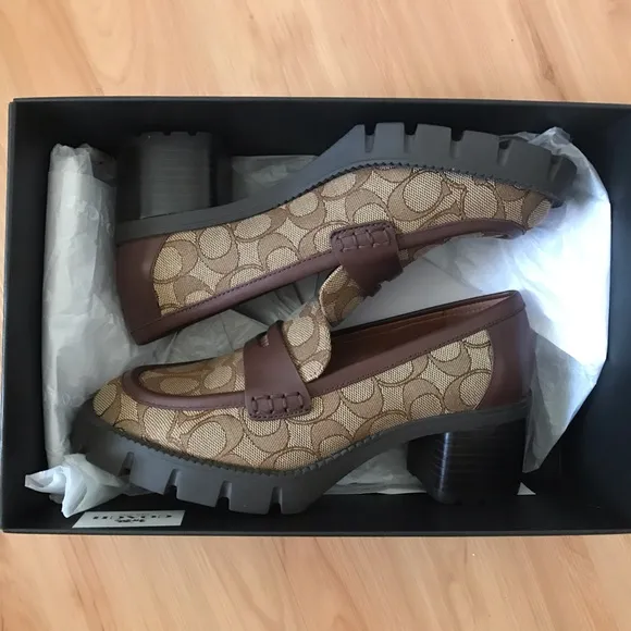 Coach Women Sig C Colleen Loafer In Signature Jacquard CC949 Size 6.5