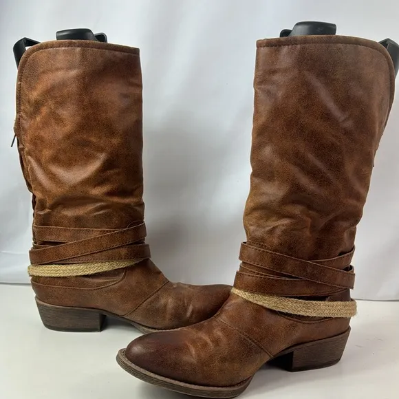 Coconuts by Matiss Studded Cowgirl Women’s Boots