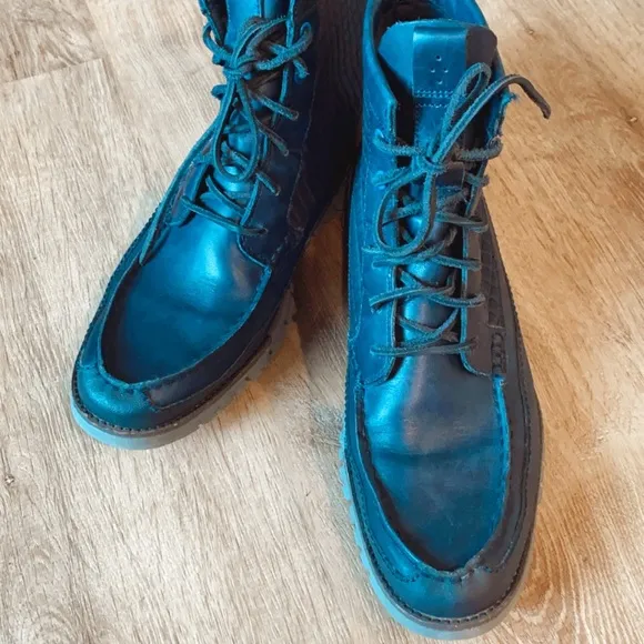 Cole Haan Blue Leather Men’s boots