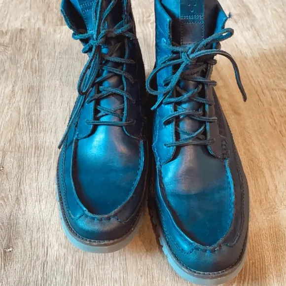 Cole Haan Blue Leather Men’s boots
