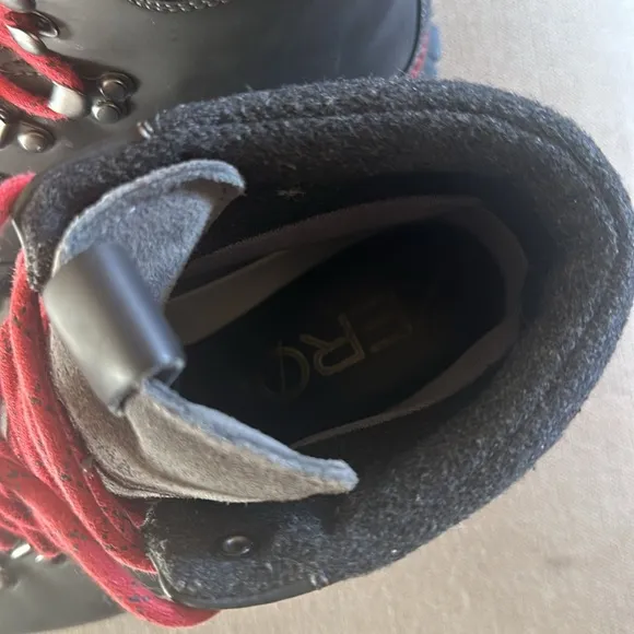 Cole Haan Men’s Zerogrand Leather Lace Up Hiker Boots Black Red Size 10