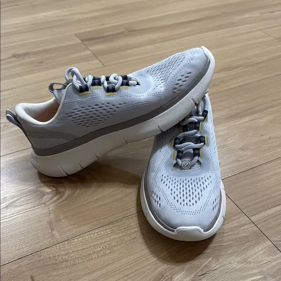 COLE HAAN  ZERO GRAND WOMEN