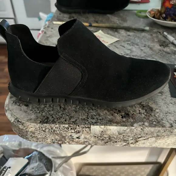 Cole Haan ZeroGrand Women’s Slip On Shoes Black Suede New Without Box Size 9.5 B
