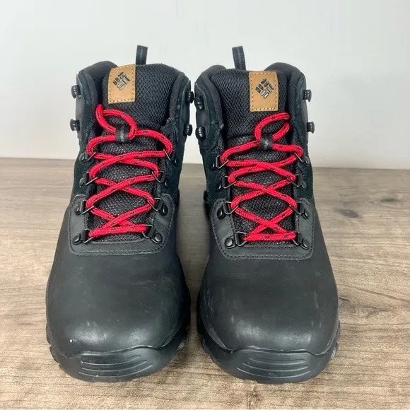 Columbia Newton Ridge Plus II Waterproof Men's Boot Size 9 SKU#24536