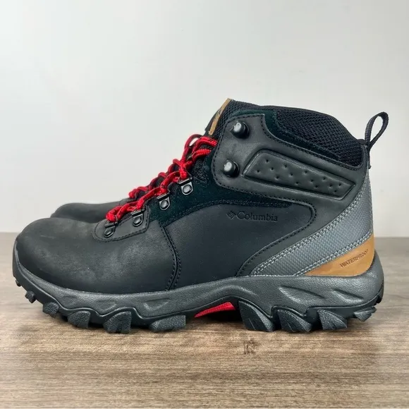 Columbia Newton Ridge Plus II Waterproof Men's Boot Size 9 SKU#24536