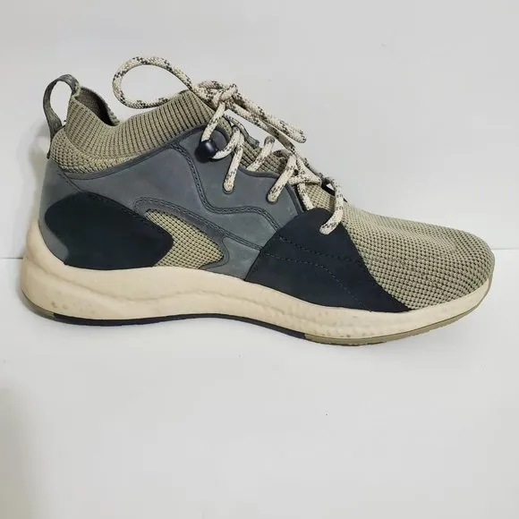 Columbia  SH/FT Out dry Mid Hiking Shoes tan black
