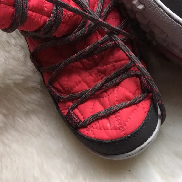 COLUMBIA SNOW BOOTS GIRLS SIZE 3