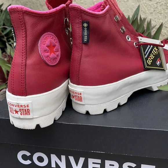 CONVERSE CTAS LUGGED WINTER HI BOOTS-PLATFORMS WMN