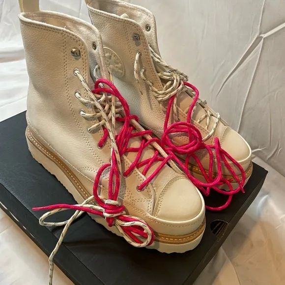 CONVERSE Off-White Chuck Taylor Crafted Boots 8 Men’s 9.5 Women’s