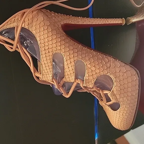 COPY - Christian louboutin beige 120 python bloody mary pumps sz 38.5, 1in plat…