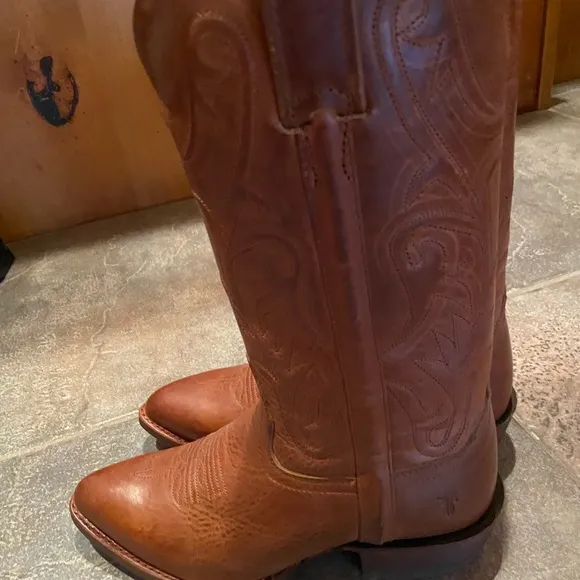 COPY - Frye Womens pull on boots 6.5 Bnew with tag no box