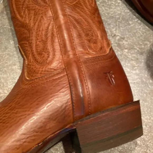 COPY - Frye Womens pull on boots 6.5 Bnew with tag no box