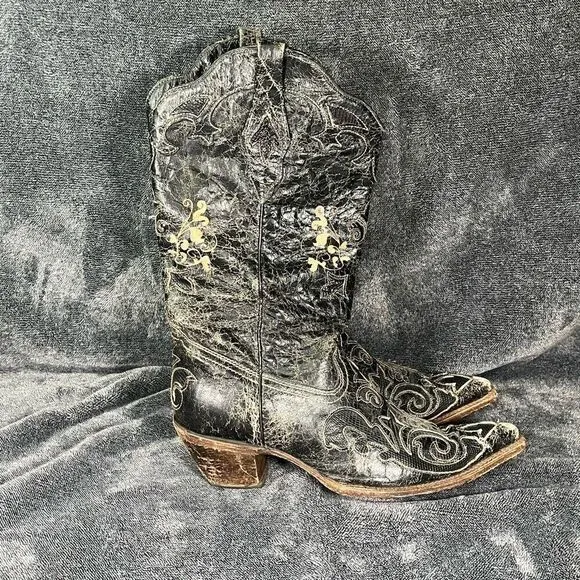 Corral boots women’s 9