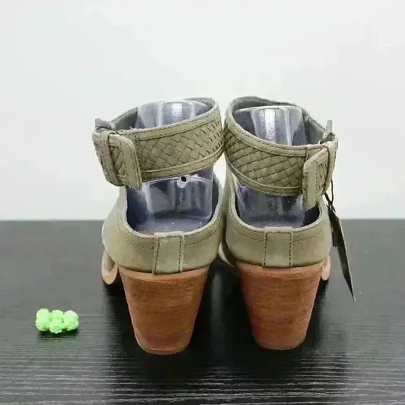 Crevo Eva Women’s Olive/Grey Suede Leather Ankle Boots Size 11