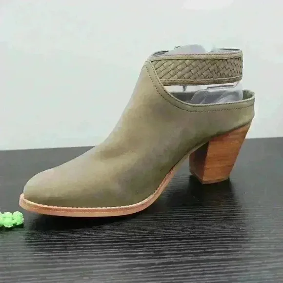 Crevo Eva Women’s Olive/Grey Suede Leather Ankle Boots Size 11