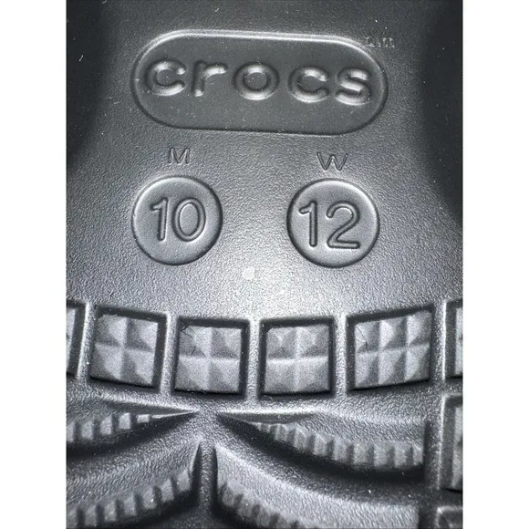 Crocs Classic Lined Overpuff Mens Size 10 Slip On Clogs Black 210059-001 NWT (41