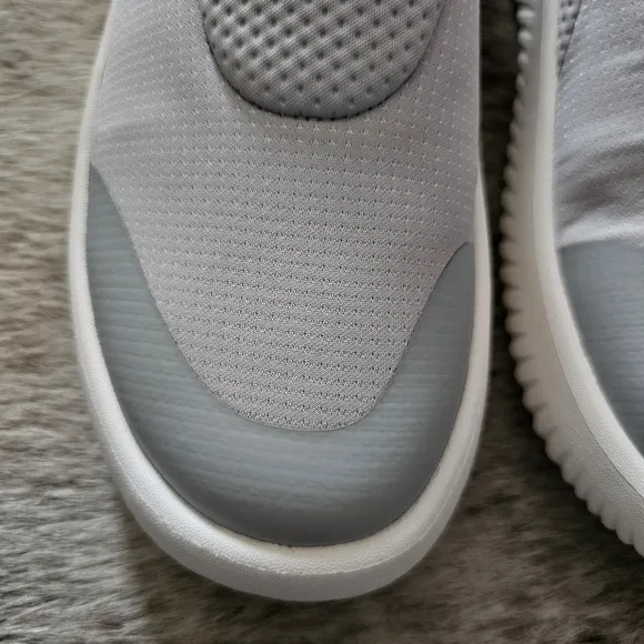 CROCS Mellow Ease LiteRide™ Men's Slip On Shoes Sneakers Light Grey Size 10 NEW