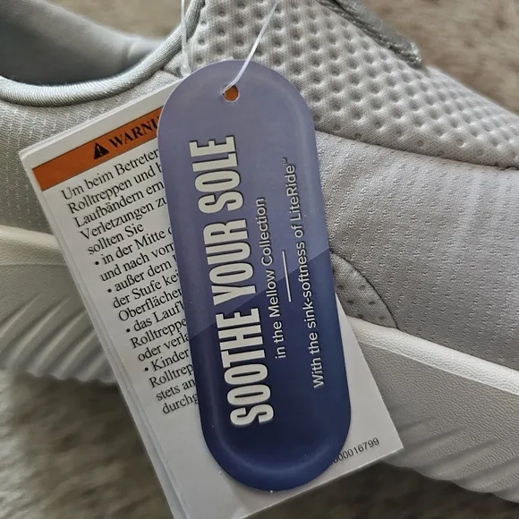 CROCS Mellow Ease LiteRide™ Men's Slip On Shoes Sneakers Light Grey Size 10 NEW