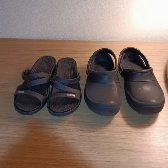 Crocs Women Nurse Clog Wedge Sandal 2 Pair Lot Black