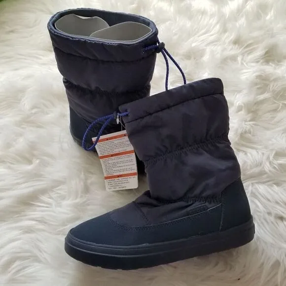 CROCS Lodgepoint Women Snow Boots Navy Size 6 NEW