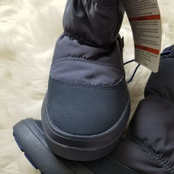 CROCS Lodgepoint Women Snow Boots Navy Size 6 NEW