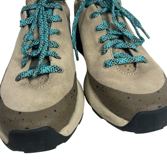DANNER Caprine Low Suede Women's Plaza Taupe Leather 3 in. Laceup Hiking Shoes 8