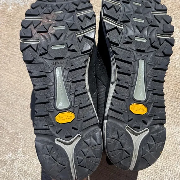 Danner Trail 2650 Men's Size 11.5 Black Shadow Hiking Shoes Outdoor Sneakers
