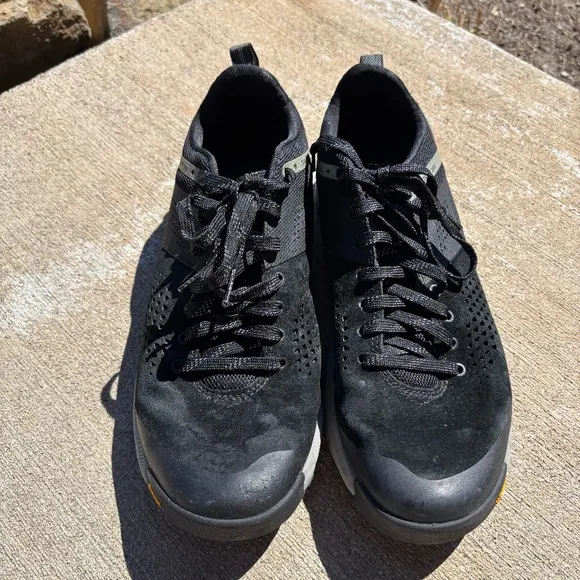 Danner Trail 2650 Men's Size 11.5 Black Shadow Hiking Shoes Outdoor Sneakers