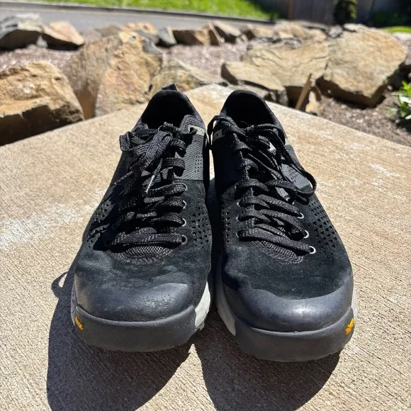 Danner Trail 2650 Men's Size 11.5 Black Shadow Hiking Shoes Outdoor Sneakers