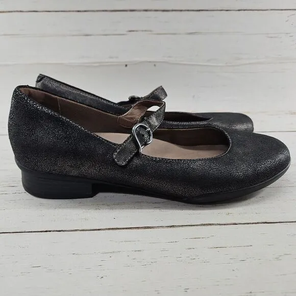 Dansko Kaelyn Mary Jane Womens 40 US 9.5-10 Gray Metallic‎ Leather Strap Shoes