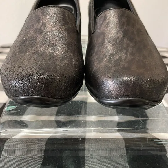 Dansko Olivia Metallic Leopard Leather Slip on Loafer Shoes Size 38/US 7.5-8