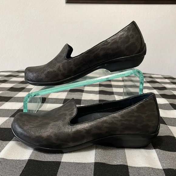Dansko Olivia Metallic Leopard Leather Slip on Loafer Shoes Size 38/US 7.5-8
