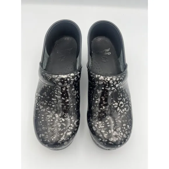Dansko Shoes Women's 39 US 8-9 Professional Clogs‎ Pewter Leopard Patent Leather