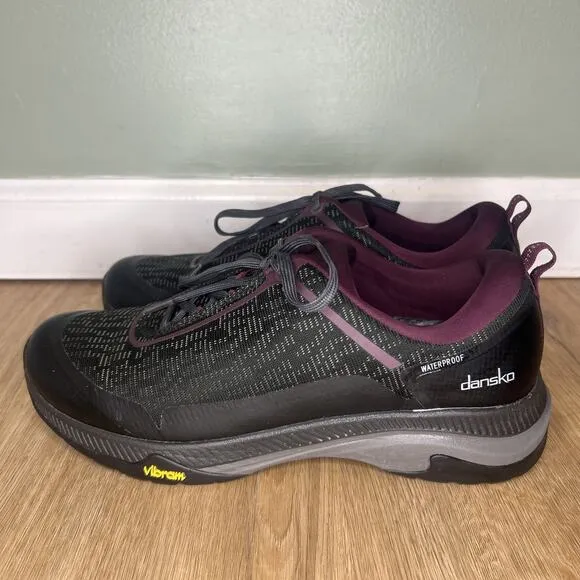 Dansko Womens 8.5 EU 39 Makayla Waterproof Mesh Black Hiking Shoes Black Purple