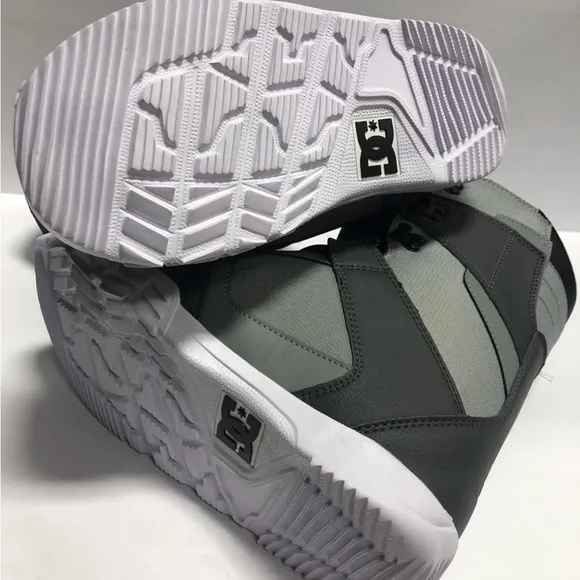 DC Phase Men’s Grey Snowboard Boots, Size 7M