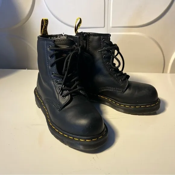 De Martens Jadon women’s boots.