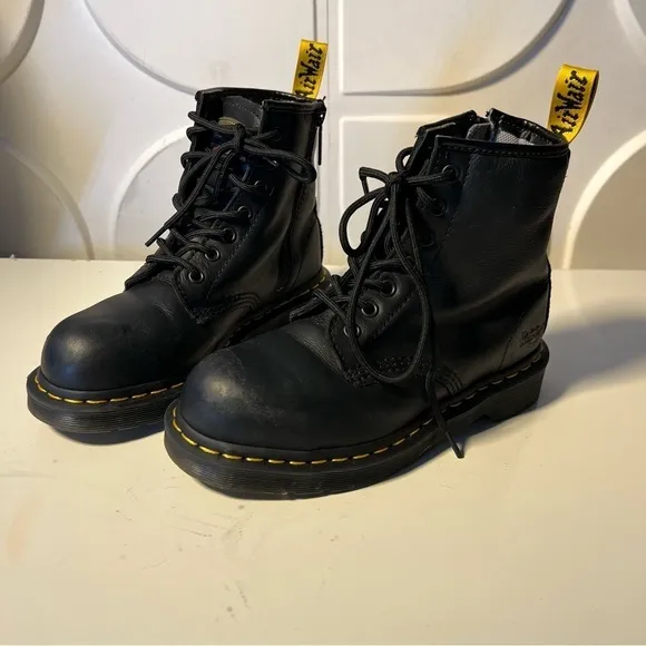 De Martens Jadon women’s boots.