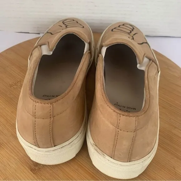 Del Toro thumbs Up Embroidered Leather Sneaker Women Sz 8 Nude Slip On Shoes
