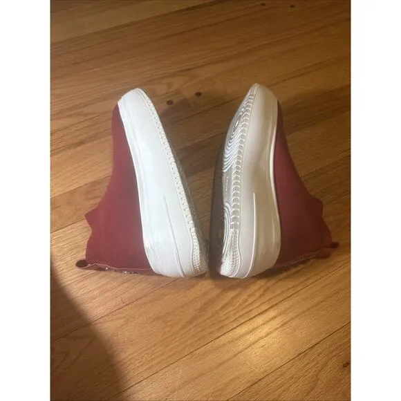 DKNY Donna Karan Mada Platform Slip On Red Sneakers Shoes Size 8 M
