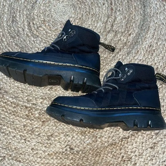Doc Dr. Martens Boury Leather Casual Boots Black Men (Size 9) Women (Size 10)