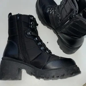 Dolce vita Women’s Black Combat Boots 7.5 NWT