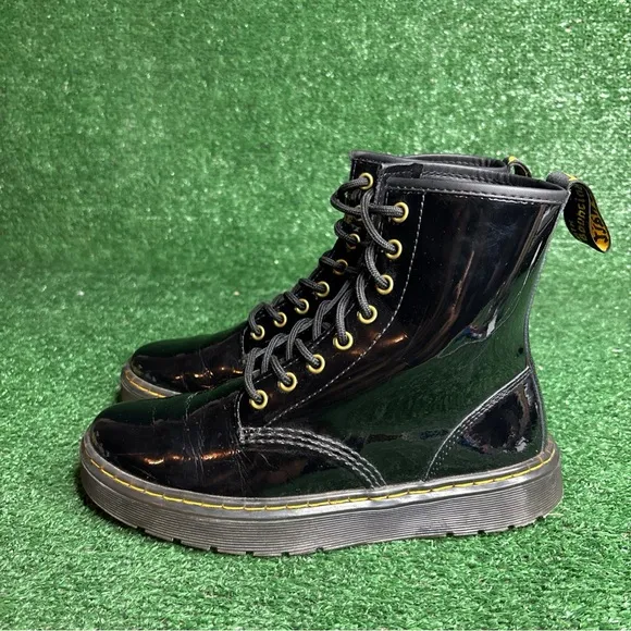 Dr. Doc Martens Zavala Boots Patent Leather Men’s Size 7/ Women’s Size 8