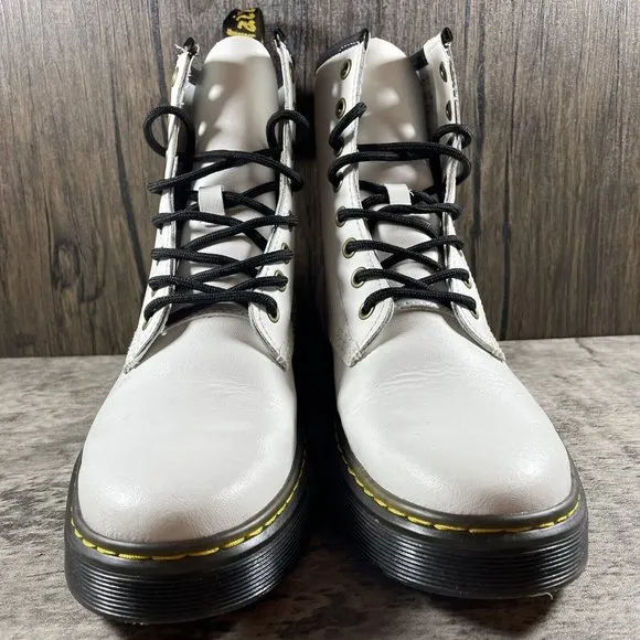 Dr. Doc Martens Zavala Combat Boots Women’s 8, Men 7 Smooth Leather White AW004