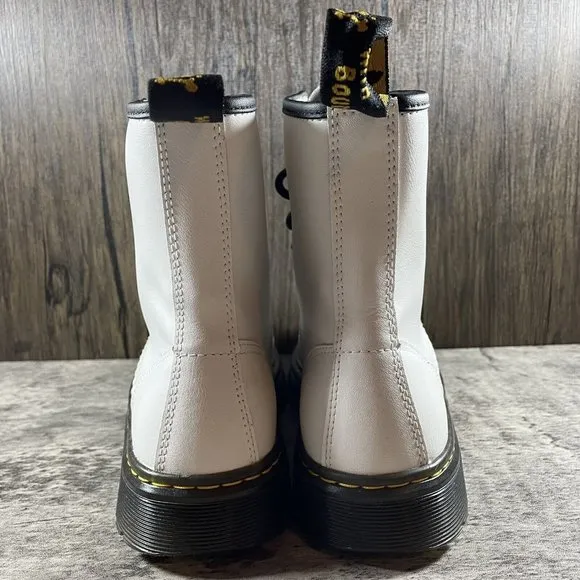 Dr. Doc Martens Zavala Combat Boots Women’s 8, Men 7 Smooth Leather White AW004