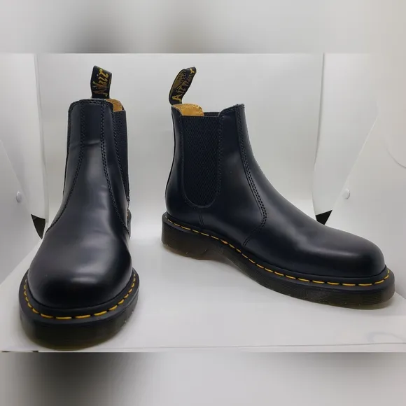 Dr. Marten, Black Boot, Size 7 men / 8 women