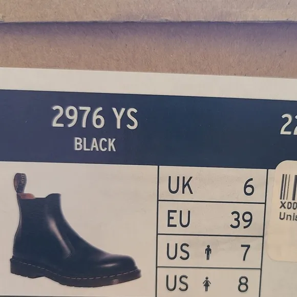 Dr. Marten, Black Boot, Size 7 men / 8 women